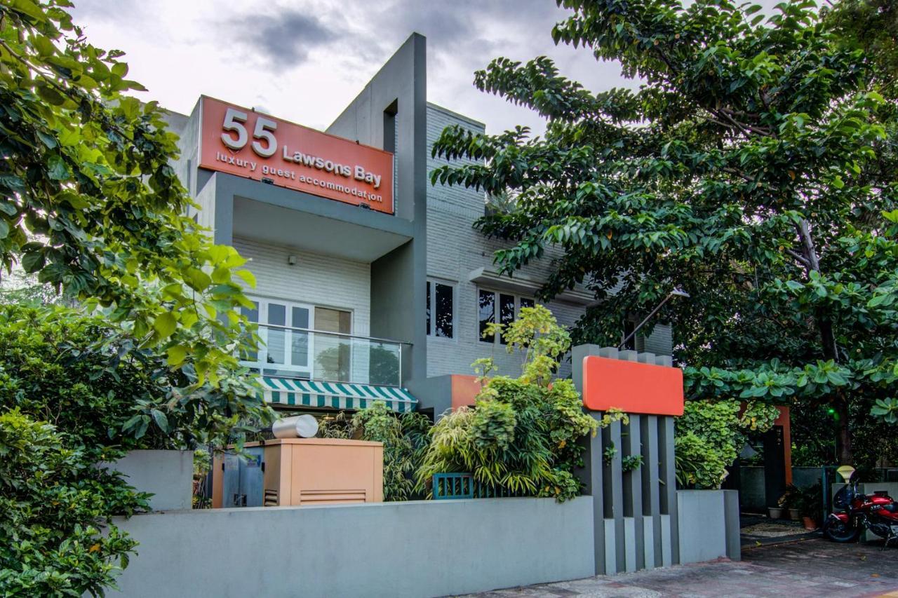 Oyo Hotel 55 Lawsons Bay Jalāripeta Extérieur photo