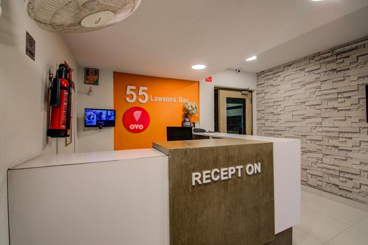 Oyo Hotel 55 Lawsons Bay Jalāripeta Extérieur photo
